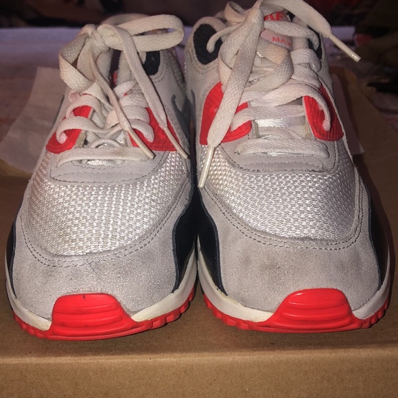 Nike Air Max - Picture 2 of 10